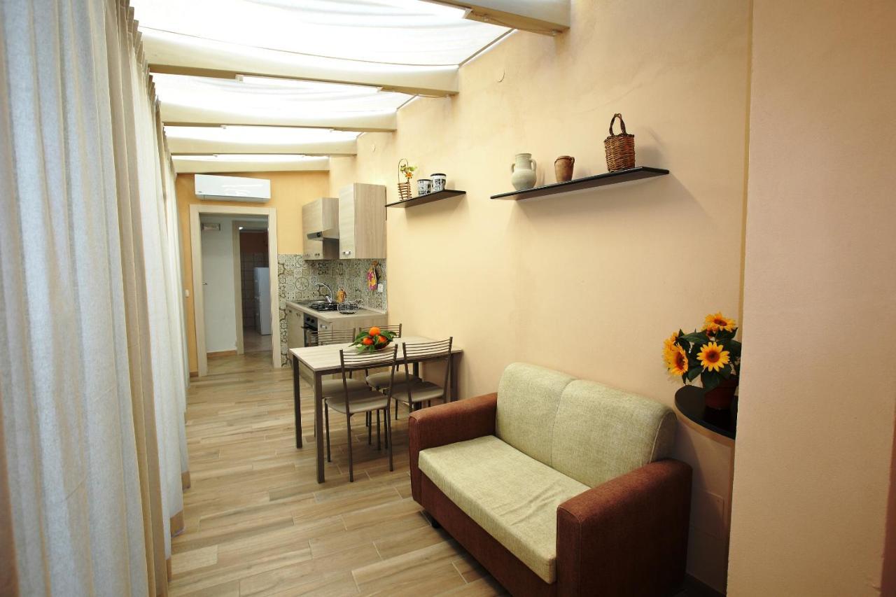 Re Sole Case Vacanze - Esclusivo Attico M A R T E Con Spaziosissima Terrazza Solarium Attrezzata Avola Buitenkant foto