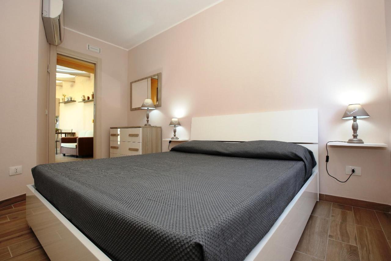 Re Sole Case Vacanze - Esclusivo Attico M A R T E Con Spaziosissima Terrazza Solarium Attrezzata Avola Buitenkant foto