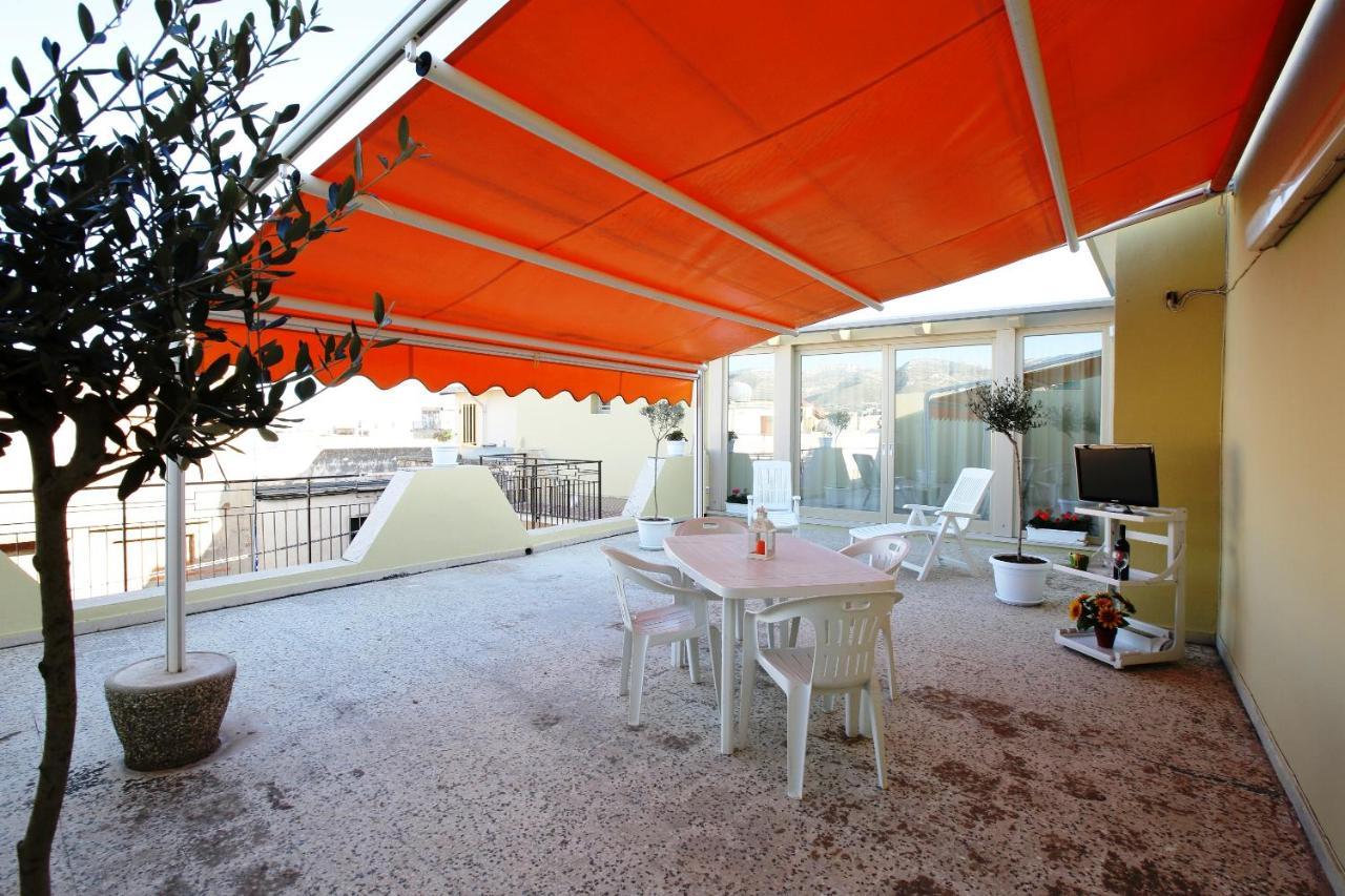 Re Sole Case Vacanze - Esclusivo Attico M A R T E Con Spaziosissima Terrazza Solarium Attrezzata Avola Buitenkant foto