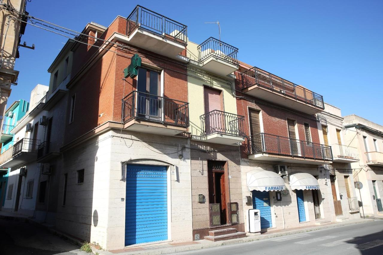 Re Sole Case Vacanze - Esclusivo Attico M A R T E Con Spaziosissima Terrazza Solarium Attrezzata Avola Buitenkant foto