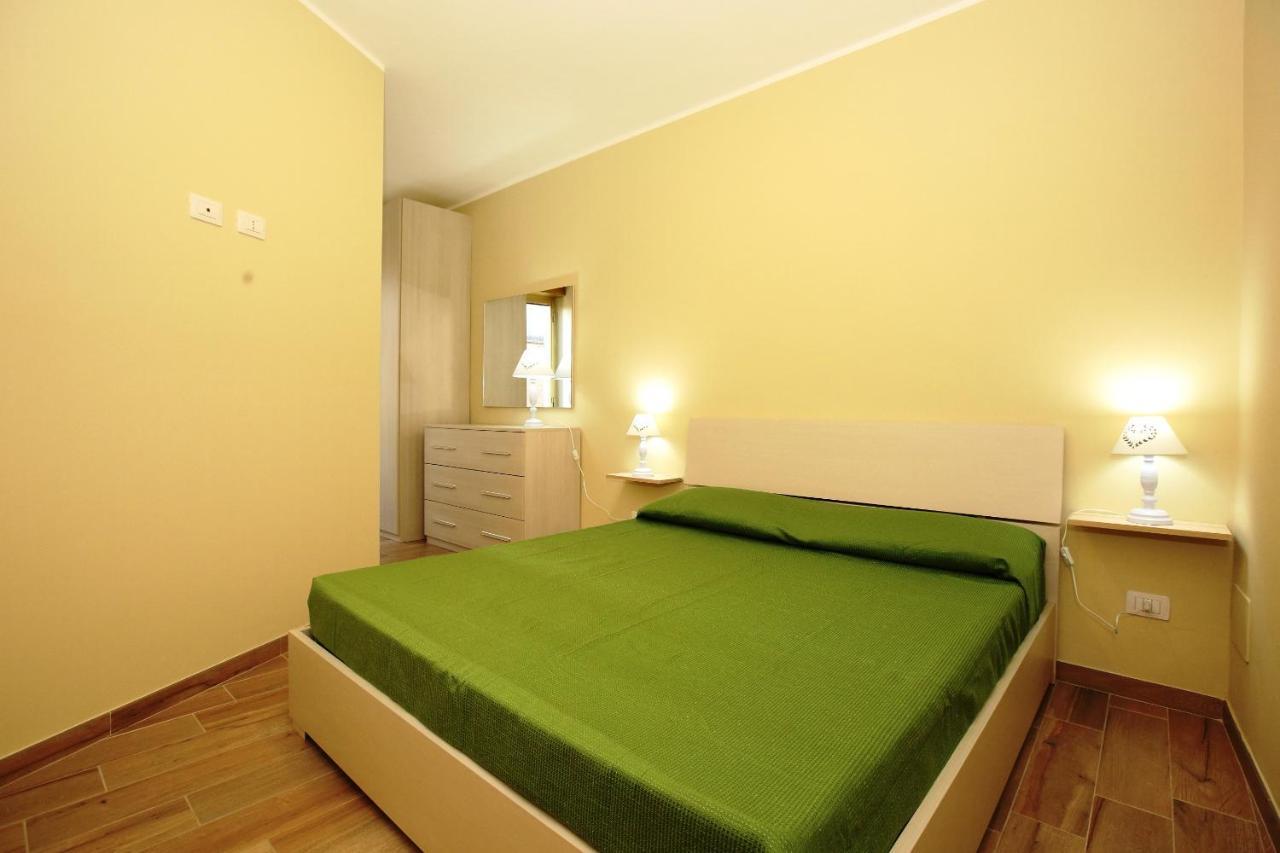 Re Sole Case Vacanze - Esclusivo Attico M A R T E Con Spaziosissima Terrazza Solarium Attrezzata Avola Buitenkant foto