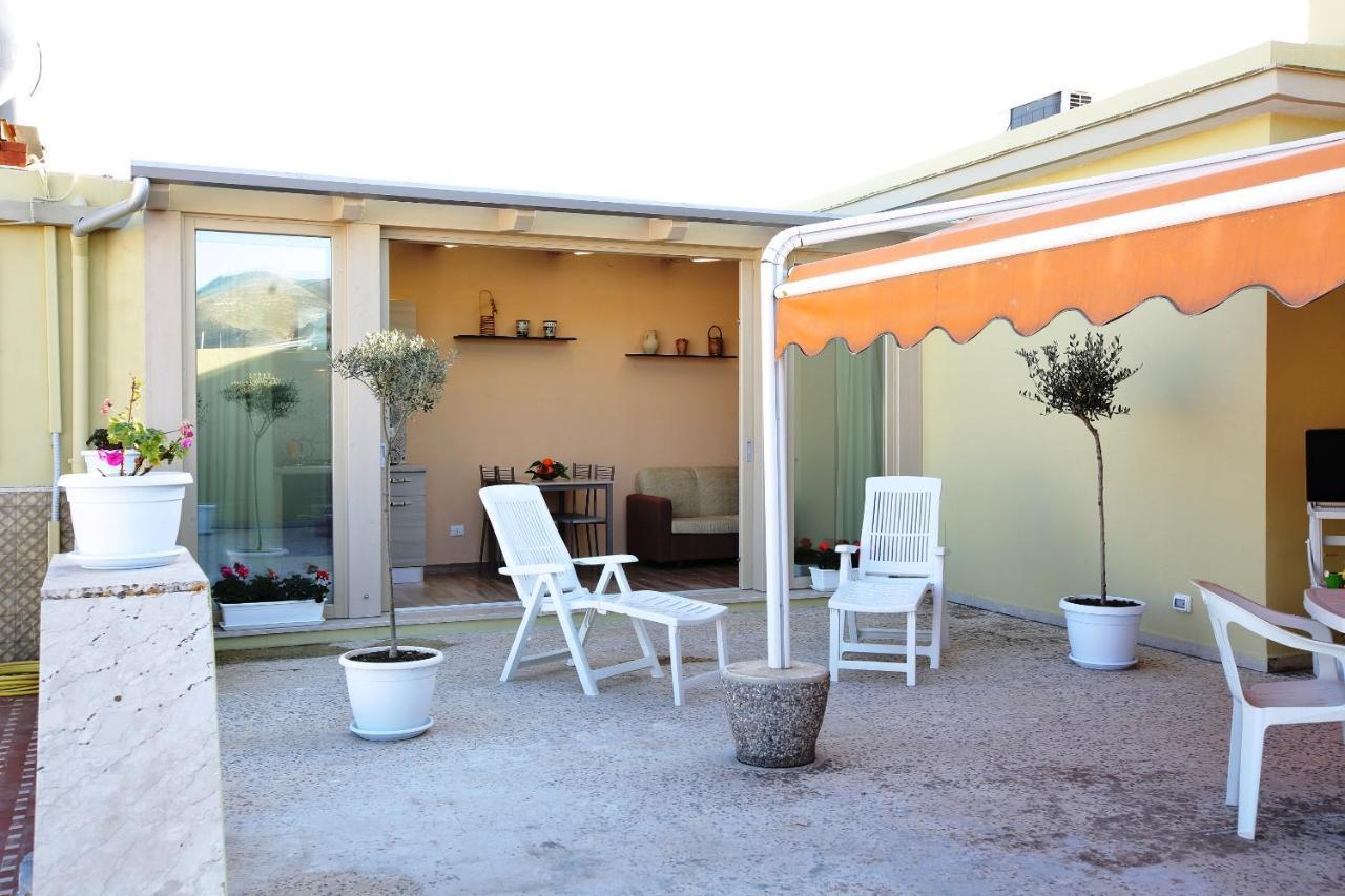 Re Sole Case Vacanze - Esclusivo Attico M A R T E Con Spaziosissima Terrazza Solarium Attrezzata Avola Buitenkant foto